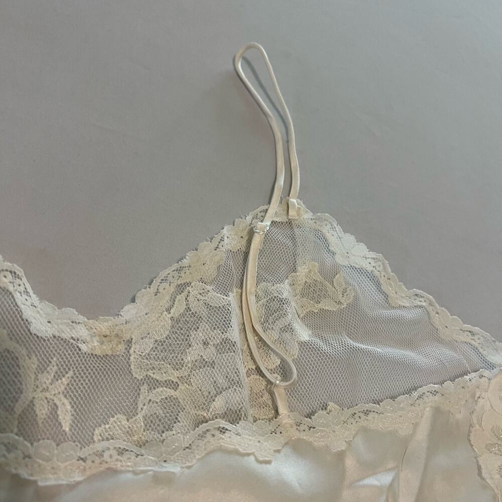 Vintage Gold label Victoria Secret ivory white night gown L - Picture 8 of 10